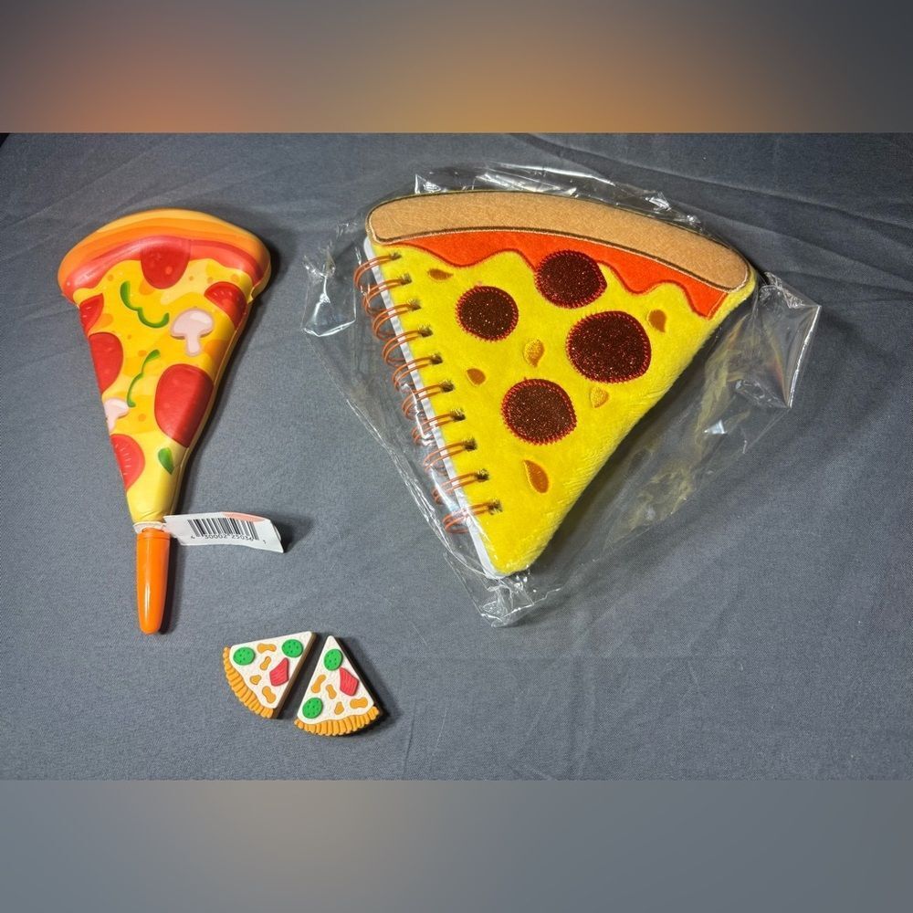 4 pc New Pizza Novelty Bundle NWT
